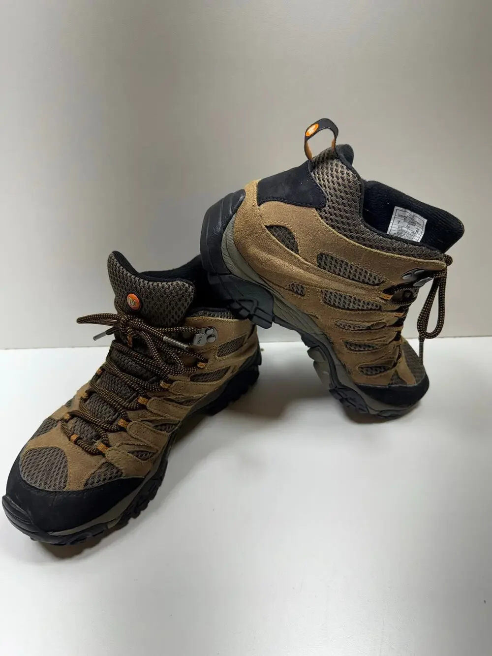 Merrell Performance Men’s Hiking Shoes Sz 7 Outdoor Waterproof Vibram Brown